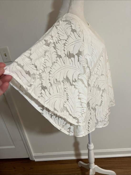 Lark Lane Sweaters - 2 piece poncho set